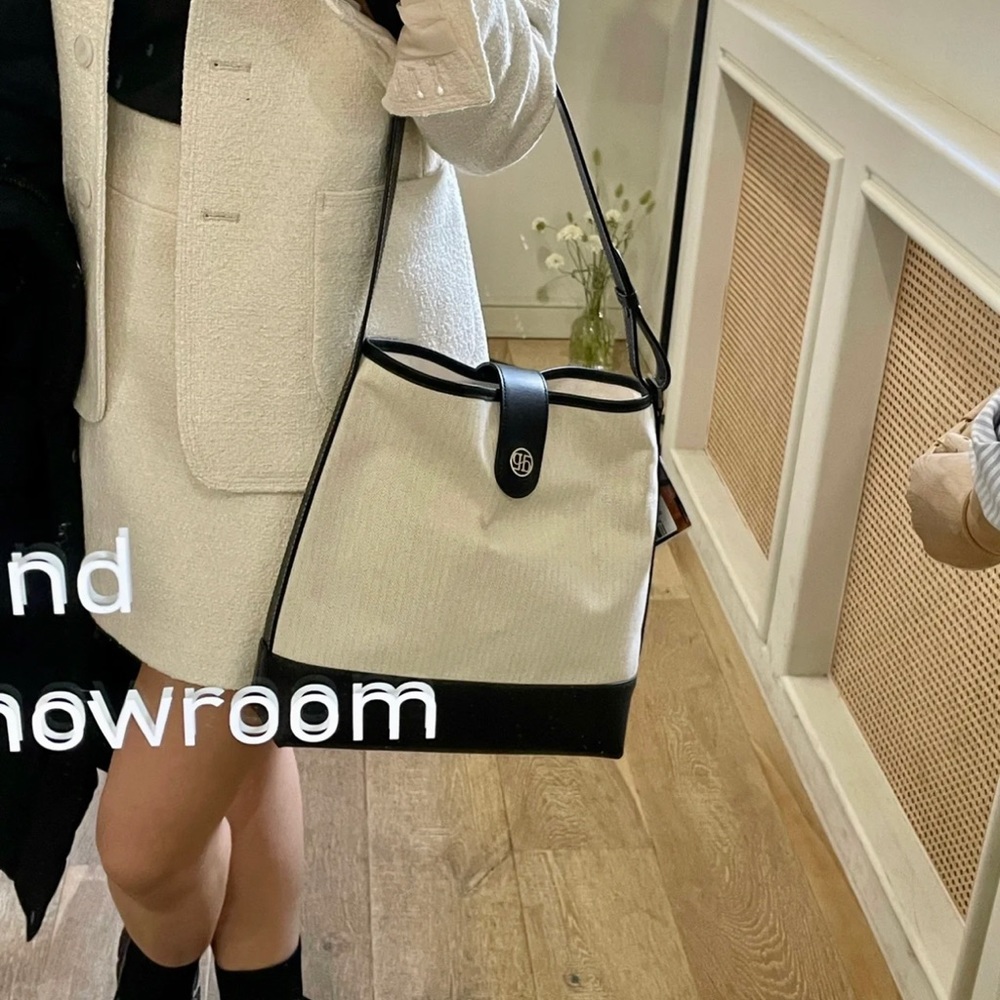 Korean Depound Elegant Black and White Women's Bag